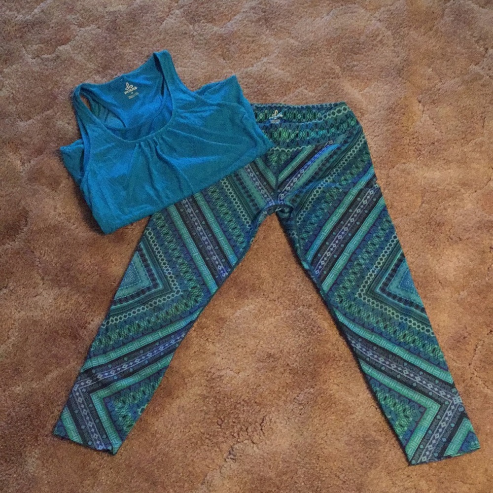 Prana Roxanne printed legging in Green Chile